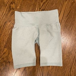 Luca & Grae NWT small mint seamless ribbed biker shorts, never worn